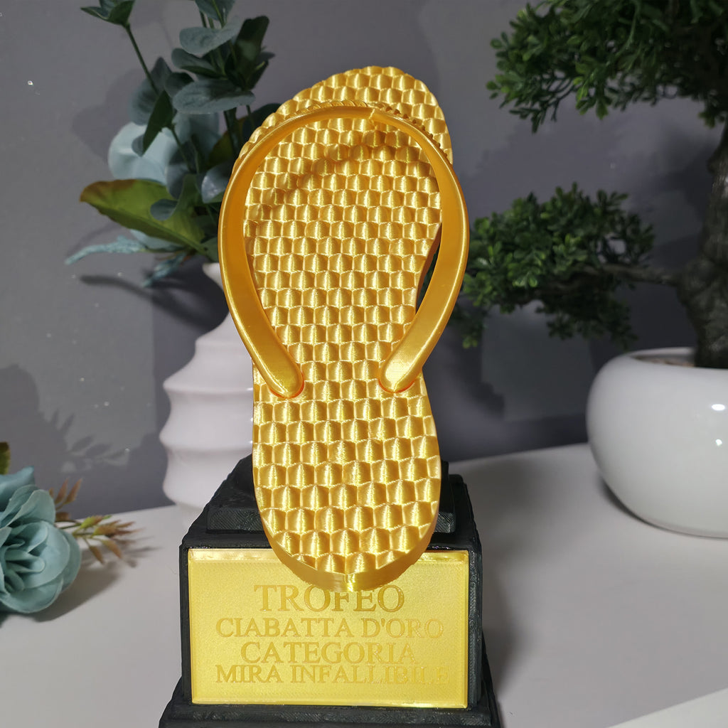 🩴 Trofeo "La Ciabatta d’Oro" – Premio alla Mamma dell’Anno!