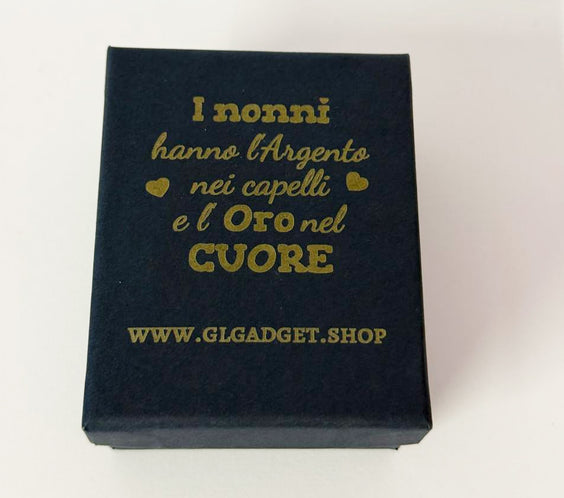 Portachiavi in acciaio inciso – Il ricordo che accompagna ogni giorno